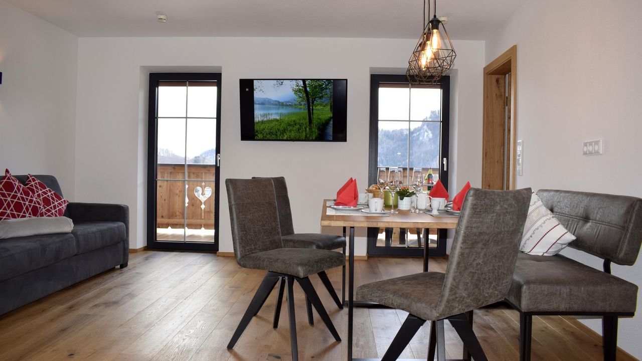 Ferienwohnung Seeblick - Kirchenwirt - Wohnraum Ferienwohnung Seeblick - Kirchenwirt - Wohnraum